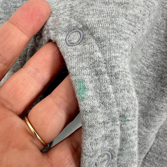 U of M Minnesota Golden Gophers Baby Bunting‎ Sweatsuit Bodysuit 24M Gray Maroon - Picture 5 of 12